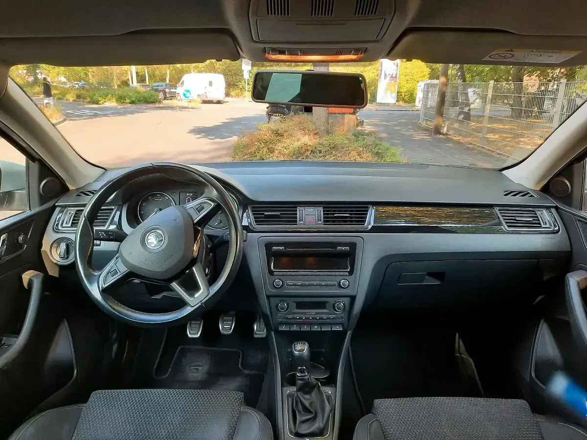 Gebraucht Skoda Rapid 105 PS (77 kW) 2014 Silber Kleinwagen