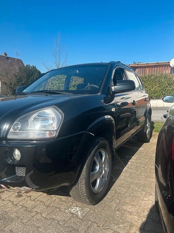 Gebraucht Hyundai Tucson 140 PS (102 kW) 2008 Schwarz SUV