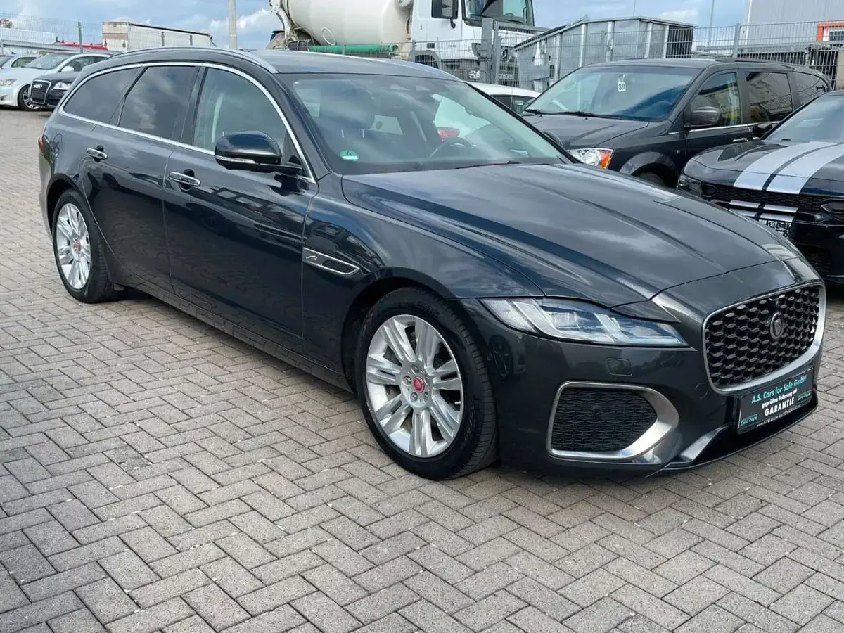 Gebraucht Jaguar XF S 204 PS (150 kW) 2021 Grau Kombi