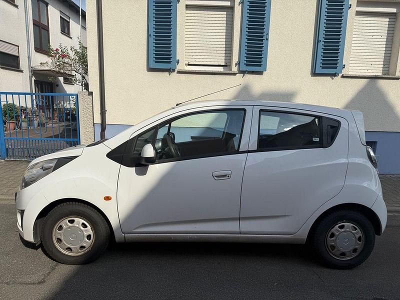 Gebraucht Chevrolet Spark LS 68 PS (50 kW) 2010 Weiß Kleinwagen