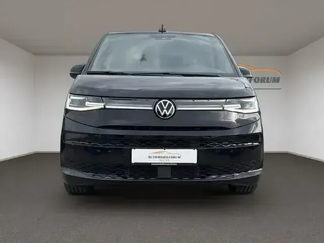 Usata VW Multivan Style 150 CV (110 kW) 2025 Andere Monovolume