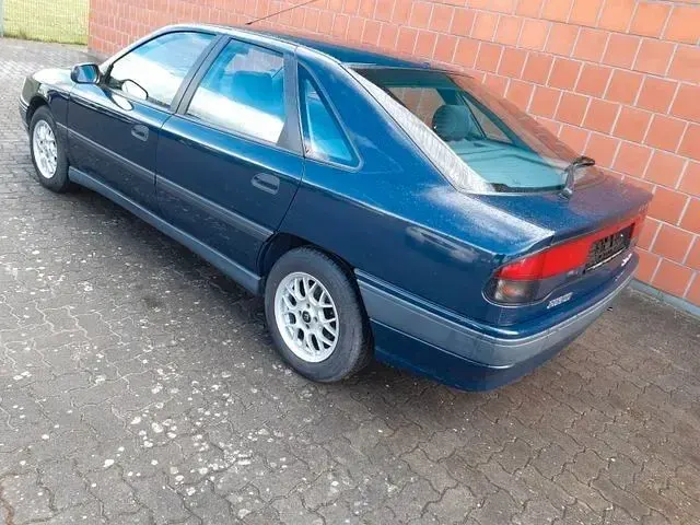 Gebraucht Renault Safrane 107 PS (78 kW) 1992 Blau Kleinwagen