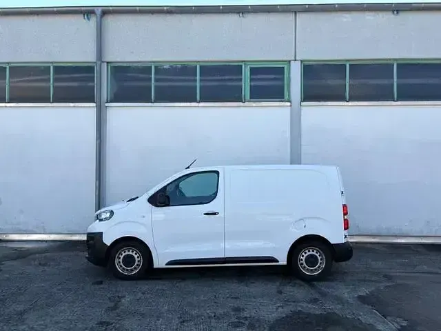 Gebraucht Peugeot Expert Premium 122 PS (89 kW) 2020 Lack weiss banquise/typ aussen Van