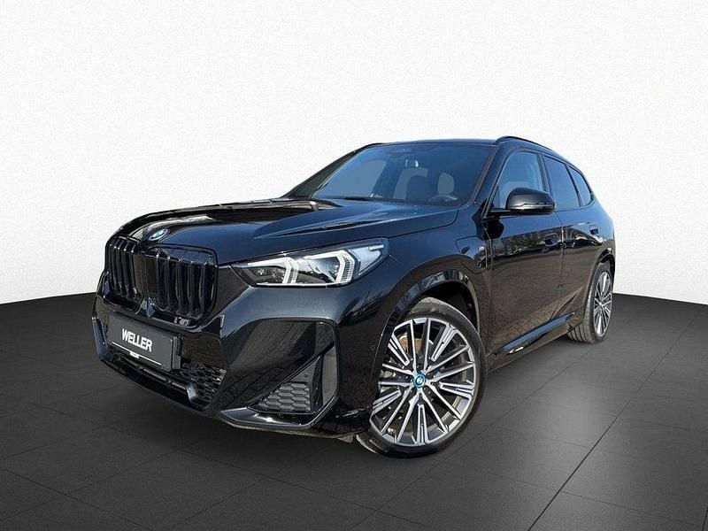 Gebraucht BMW X1 Performance 245 PS (180 kW) 2023 Black sapphire (schwarz) SUV