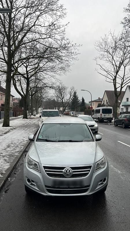 Silber Gebraucht 2011 VW Tiguan SUV | 6.800 € (Superpreis) - Bild 1/4