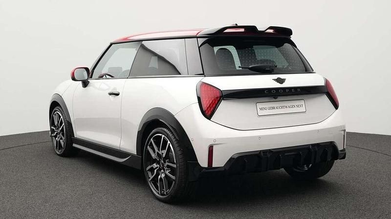 Gebraucht Mini John Cooper Works 156 PS (114 kW) 2024 Weiß Kleinwagen