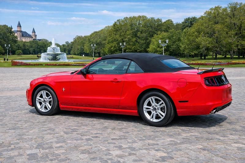 Gebraucht Ford Mustang 309 PS (227 kW) 2012 Rot Cabrio