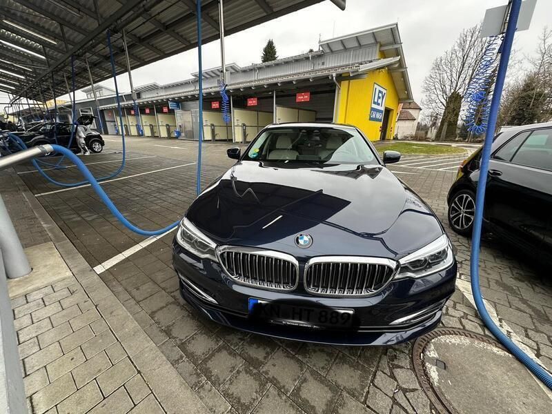 Blau Gebraucht 2019 BMW 525 Limousine | 24.500 € (Guter Preis) - Bild 1/4