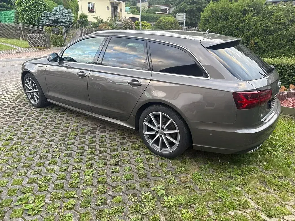 Gebraucht Audi A6 Ambiente 272 PS (200 kW) 2015 Grau Limousine