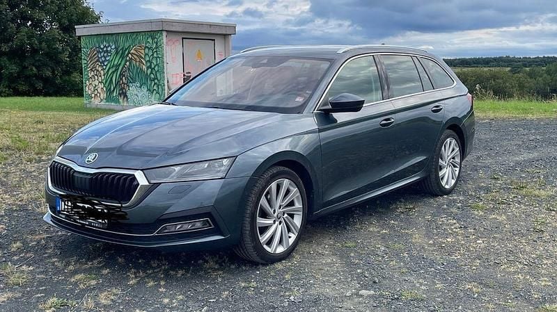 Gebraucht Skoda Octavia 150 PS (110 kW) 2020 Grau Limousine