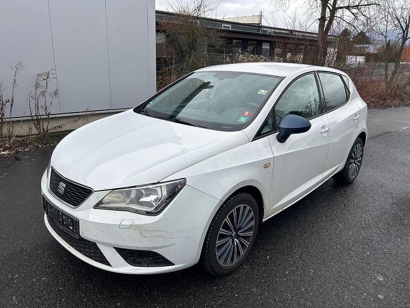 Weiß Gebraucht 2016 Seat Ibiza CONNECT Limousine | 4.444 € (Guter Preis) - Bild 1/4