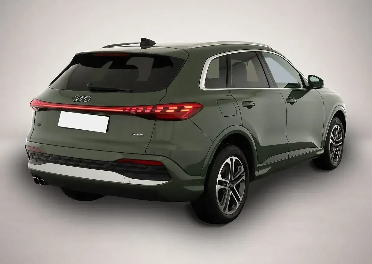 Neu Audi Q5 Ambiente 204 PS (150 kW) 2026 Schwarz SUV