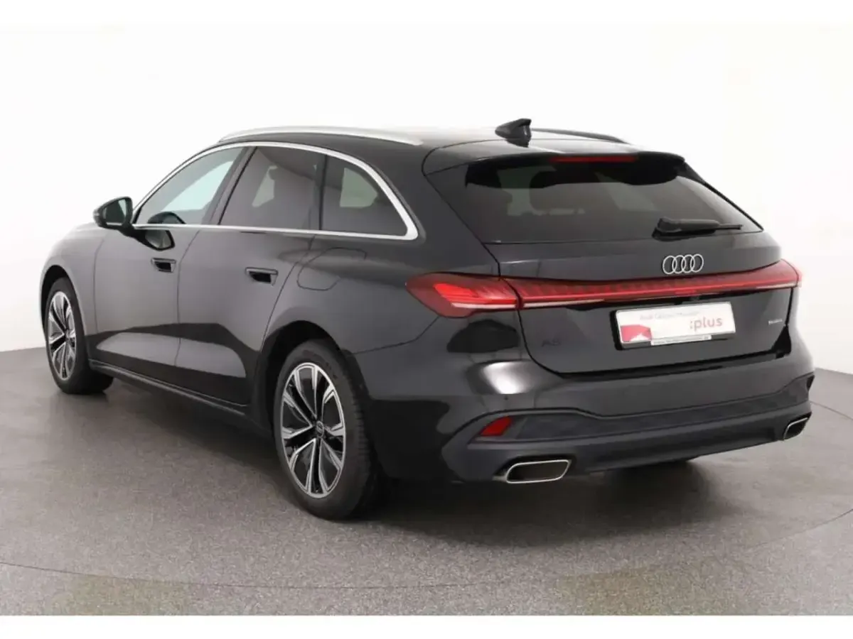 Gebraucht Audi A5 Comfort 299 PS (219 kW) 2025 Mythosschwarz metallic Kombi