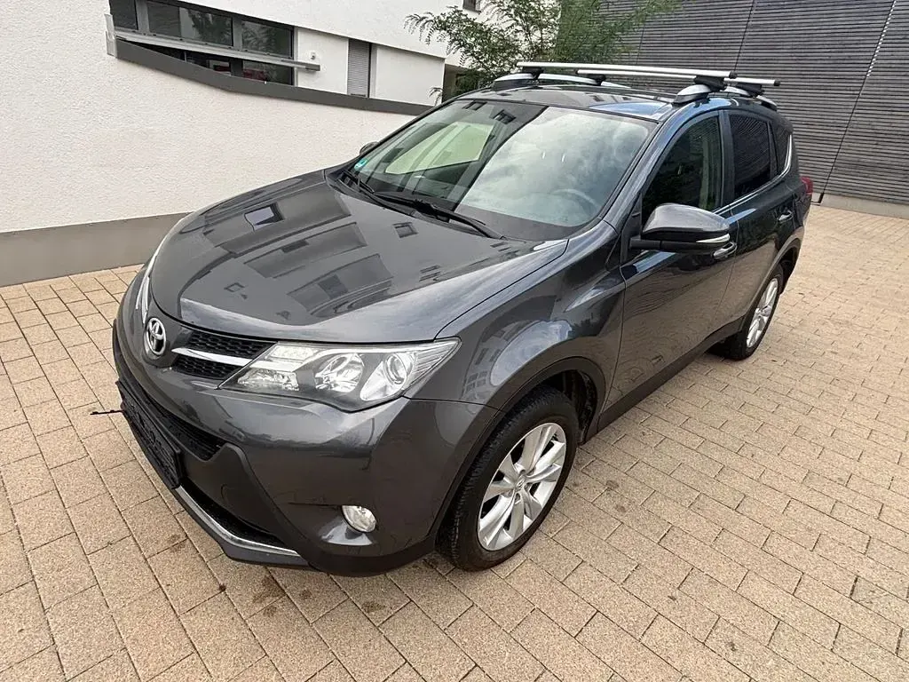 Gebraucht Toyota RAV4 Life 150 PS (110 kW) 2013 Grau SUV