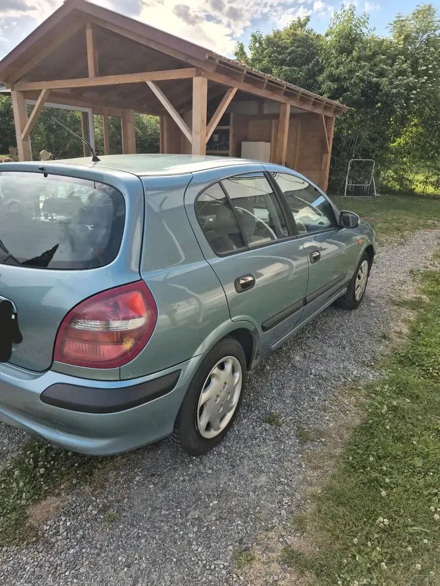 Gebraucht Nissan Almera 115 PS (84 kW) 2002 Blau Limousine