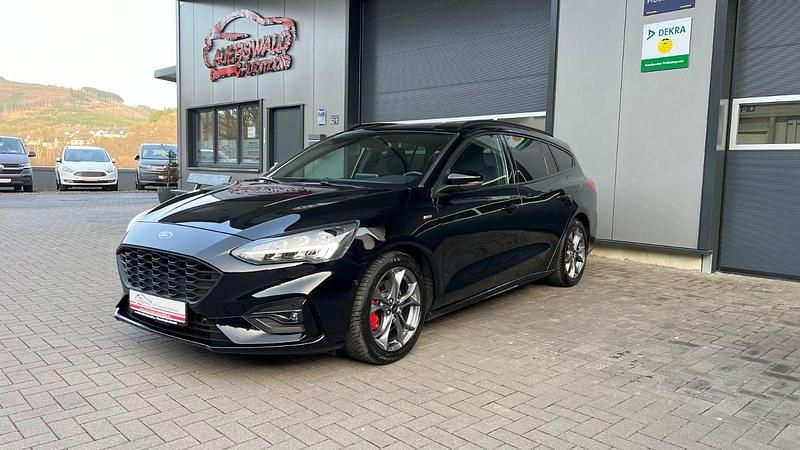 Usata Ford Focus ST-Line 125 CV (91 kW) 2019 Nero Station wagon