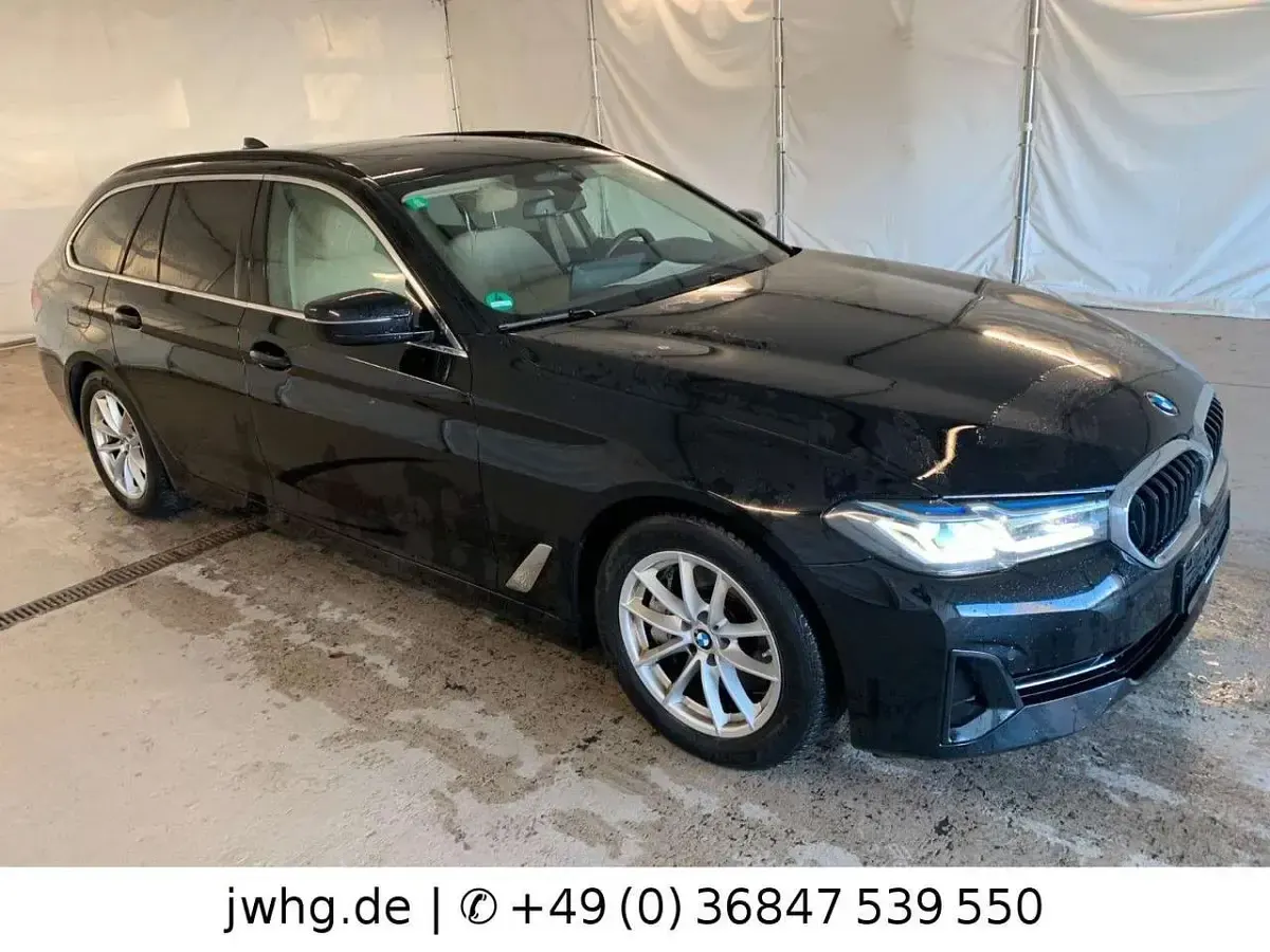 Używany BMW 530 Performance 286 KM (210 kW) 2021 Czarny Kombi