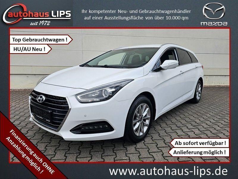 Creamy white / sol Gebraucht 2016 Hyundai i40 Trend Kombi | 9.890 € (Etwas zu teuer) - Bild 1/4