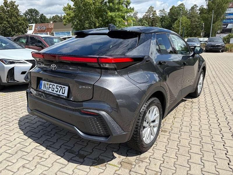 Gebraucht Toyota C-HR Team 223 PS (164 kW) 2024 Marlingrau metallic / dach sch SUV