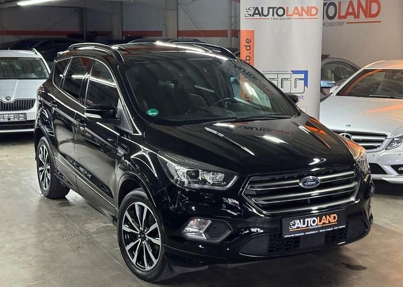 Gebraucht Ford Kuga ST-Line 150 PS (110 kW) 2017 Schwarz SUV