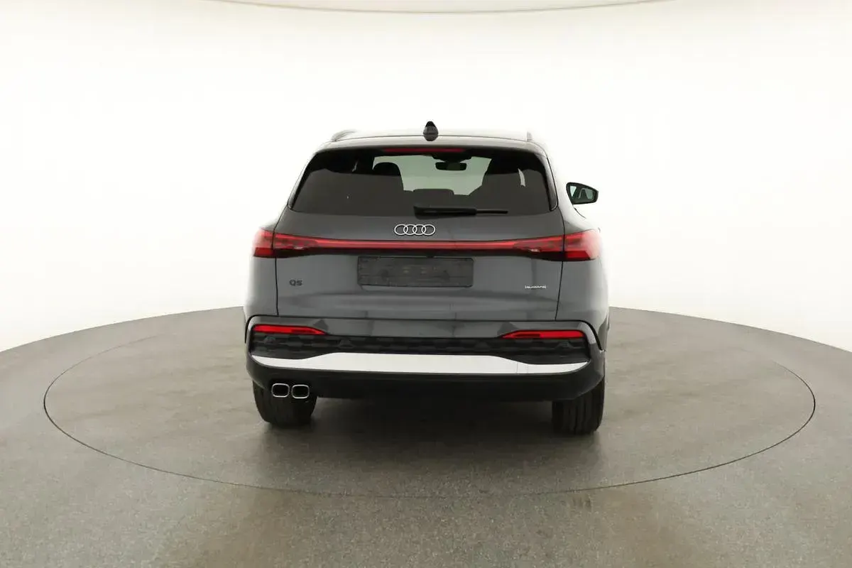 Gebraucht Audi Q5 Ambiente 204 PS (150 kW) 2025 Tamboragrau metallic SUV