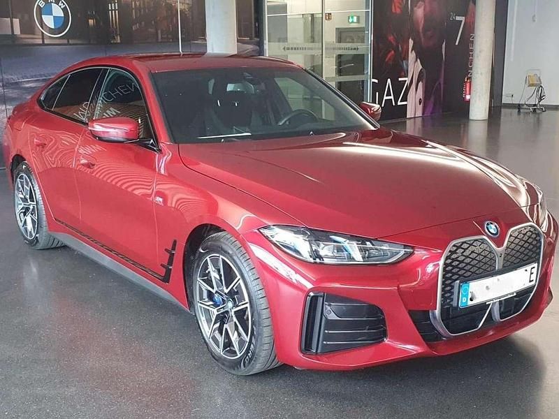 Gebraucht BMW i4 M Sport 250 kW (340 PS) 2024 Rot Limousine