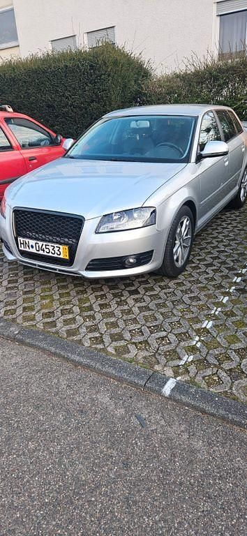 Gebraucht Audi A3 Ambiente 125 PS (91 kW) 2010 Silber Kleinwagen