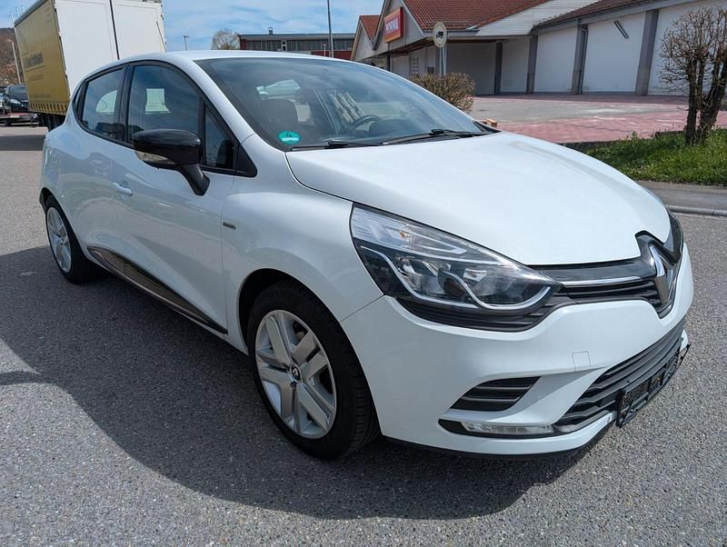 Gebraucht Renault Clio IV LIMITED 73 PS (53 kW) 2018 Weiß Kleinwagen