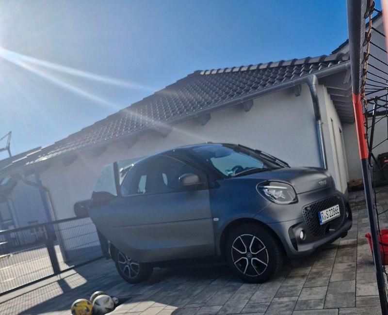 Gebraucht Smart ForTwo Electric Drive 60 kW (82 PS) 2020 Silber Cabrio