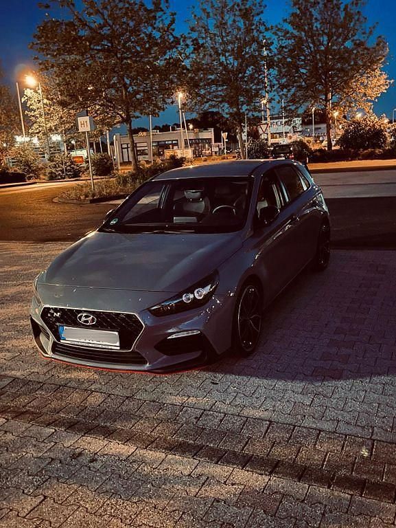Grau Gebraucht 2020 Hyundai i30 N Performance Limousine | 21.500 € (Superpreis) - Bild 1/1