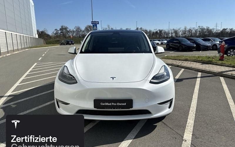 Gebraucht Tesla Model Y 273 kW (372 PS) 2023 Weiß SUV
