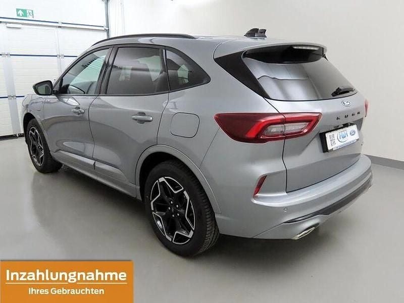 Gebraucht Ford Kuga ST-Line 242 PS (177 kW) 2024 Silber SUV