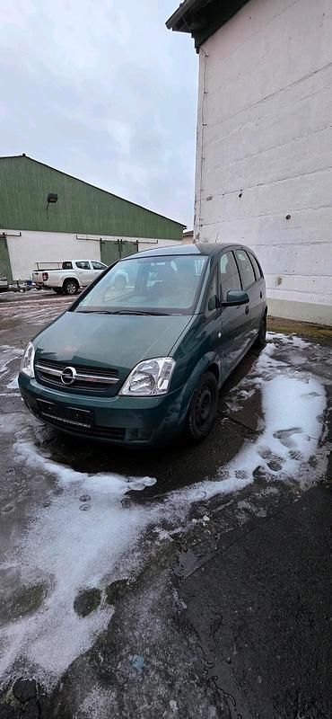 Grün Gebraucht 2004 Opel Meriva Van / Kleinbus | 1.550 € (Superpreis) - Bild 1/4