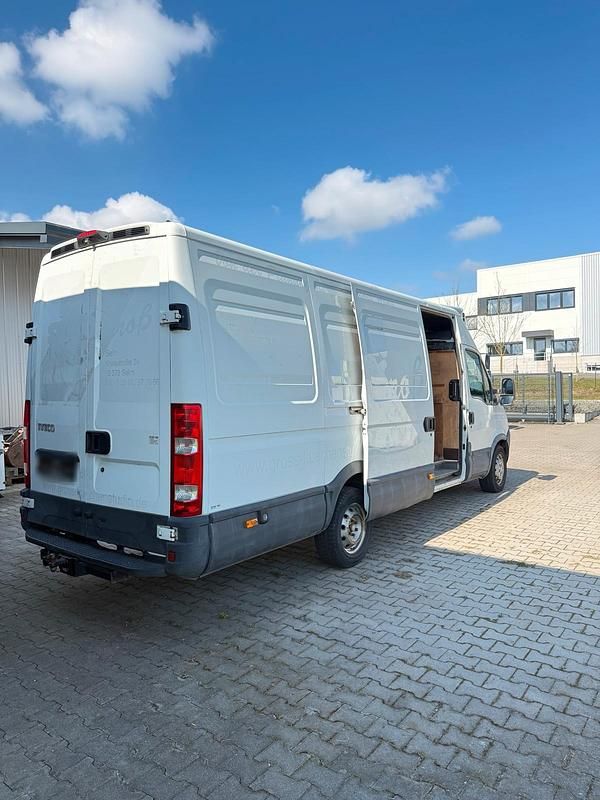 Gebraucht Iveco Daily 136 PS (100 kW) 2010 Weiß Van / Kleinbus
