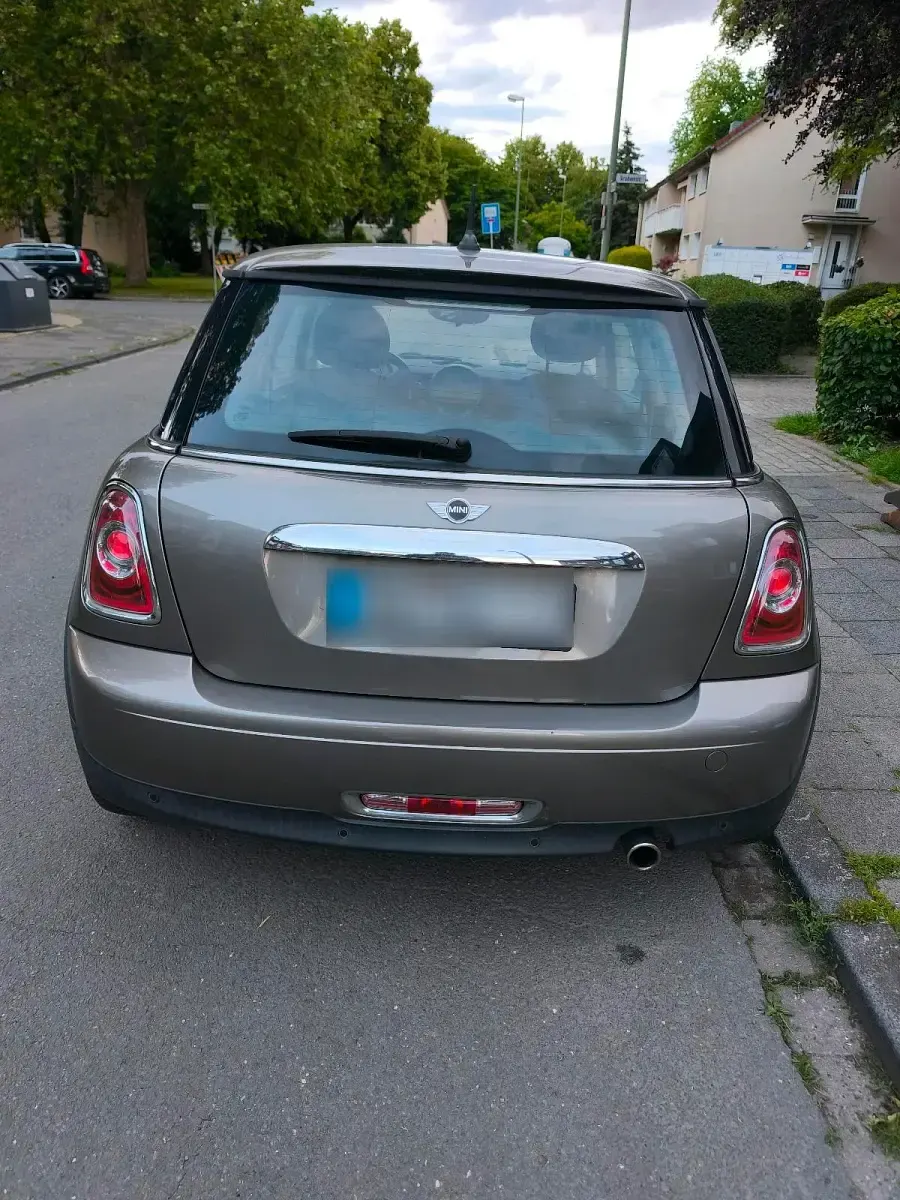 Gebraucht Mini Cooper 98 PS (72 kW) 2011 Braun Kleinwagen