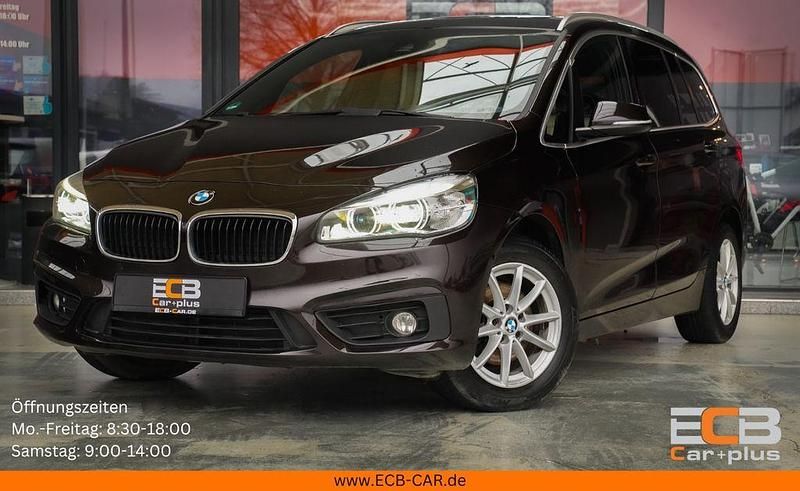 Braun Gebraucht 2015 BMW 216 Sport Line Kombi | 6.890 € (Guter Preis) - Bild 1/4