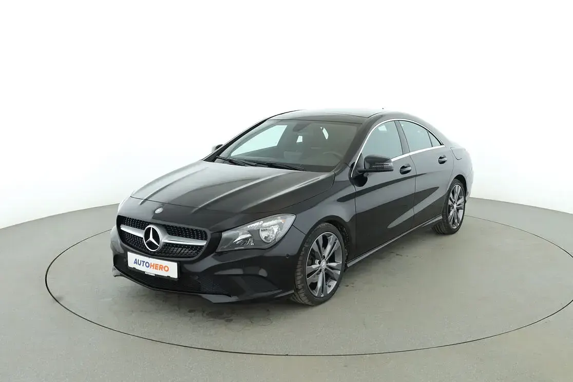 Gebraucht Mercedes CLA200 Urban 156 PS (114 kW) 2015 Limousine