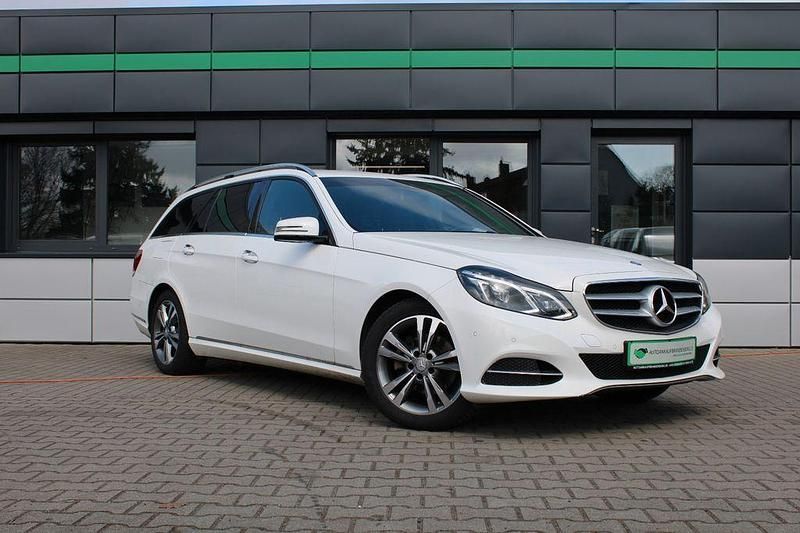 Gebraucht Mercedes E200 184 PS (135 kW) 2016 Weiß Kombi