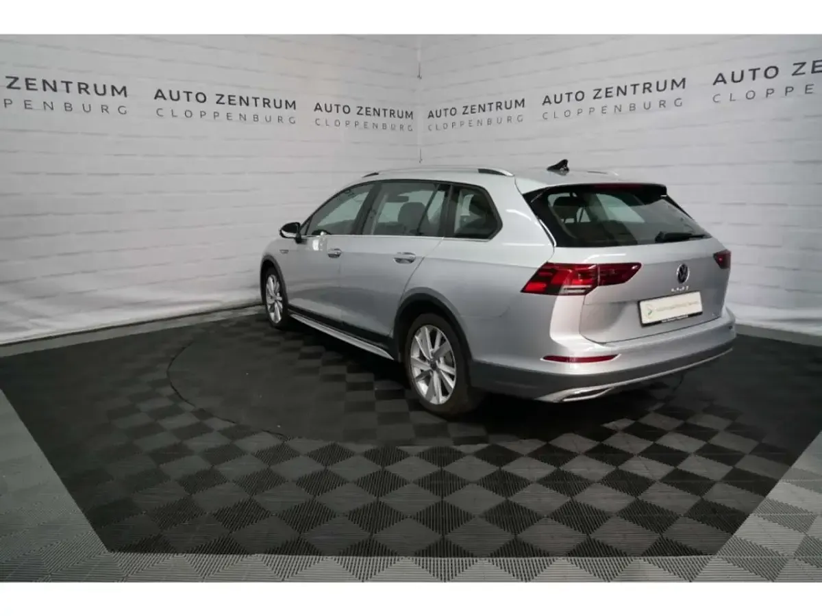 Gebraucht VW Golf Alltrack 200 PS (147 kW) 2022 Silber Kombi
