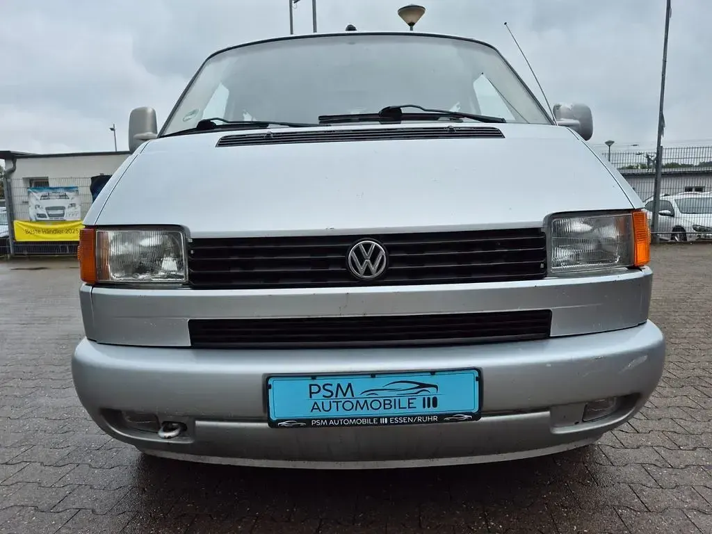 Second-hand VW Caravelle 102 CP (75 kW) 2001 Argintiu Van