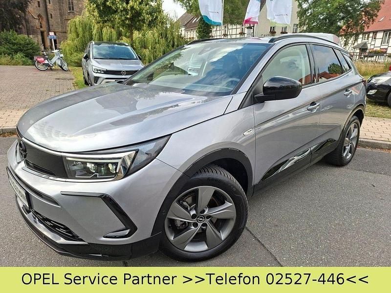 Grau Gebraucht 2024 Opel Grandland X SUV | 26.999 € (Etwas zu teuer) - Bild 1/4