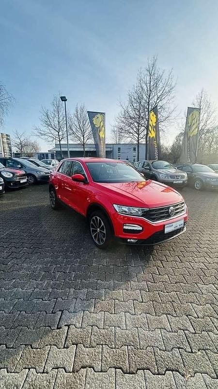 Gebraucht VW T-Roc 116 PS (85 kW) 2019 Flashrot SUV