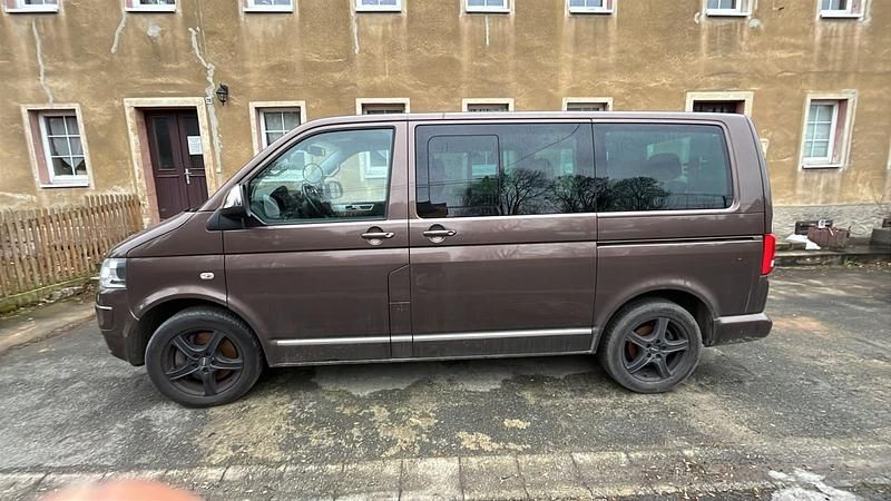 Usata VW T5 179 CV (131 kW) 2010 Marrone Furgone