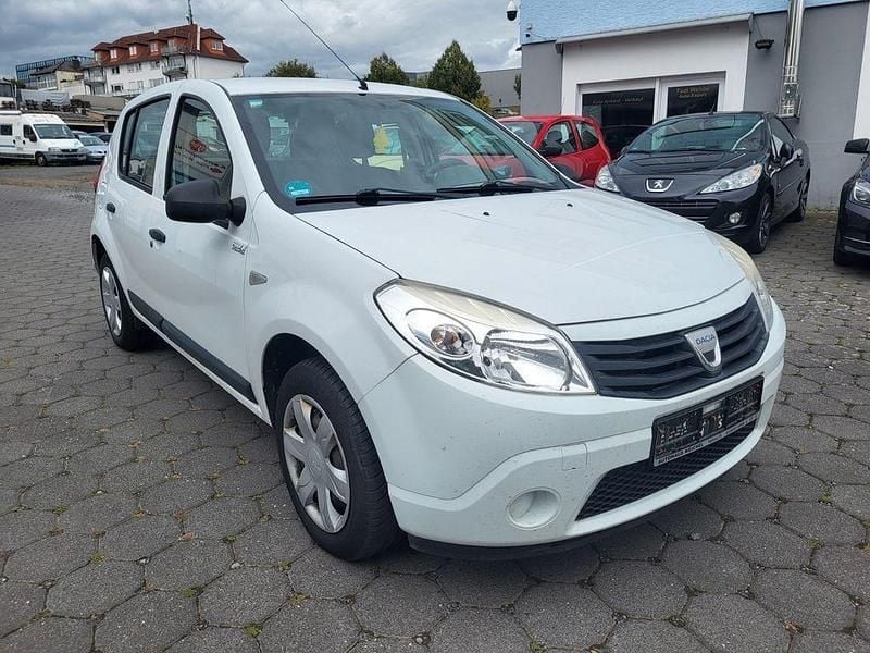 Weiß Gebraucht 2009 Dacia Sandero Kleinwagen | 1.700 € (Guter Preis) - Bild 1/4