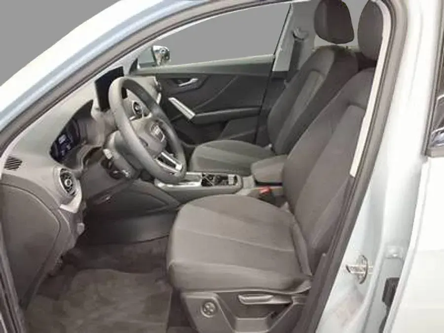 Gebraucht Audi Q2 Advanced Plus 150 PS (110 kW) 2025 Pfeilgrau perleffekt SUV