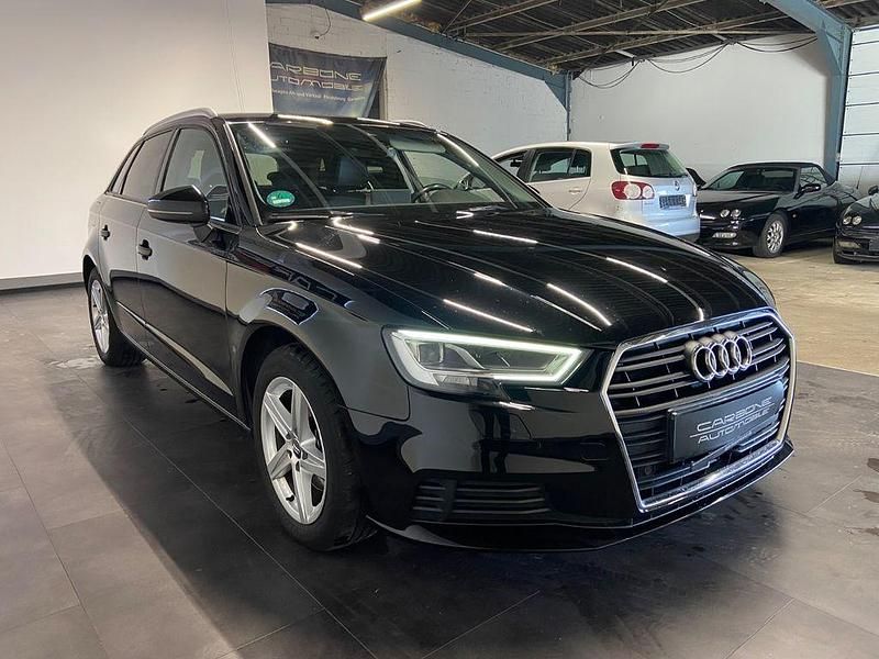 Gebraucht Audi A3 Design 150 PS (110 kW) 2018 Schwarz Limousine