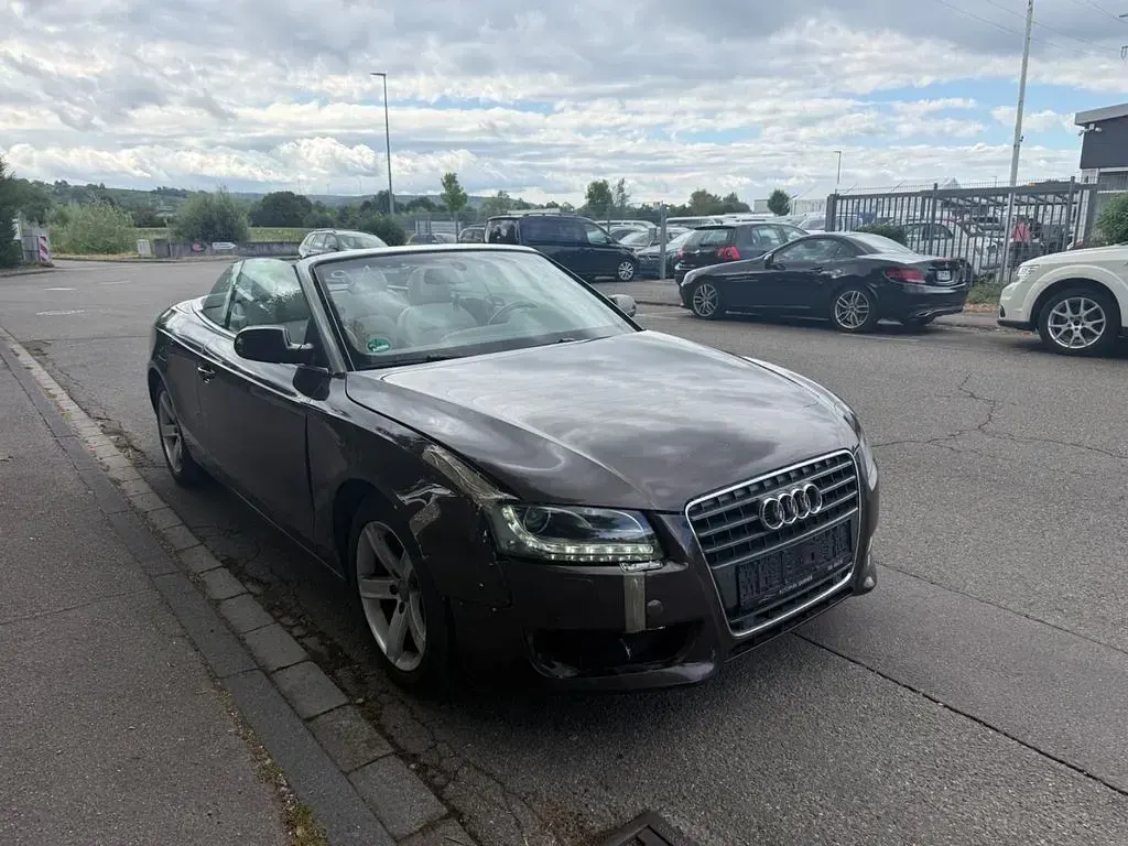 Gebraucht Audi A5 Cabriolet Sport 160 PS (117 kW) 2011 Braun Cabrio