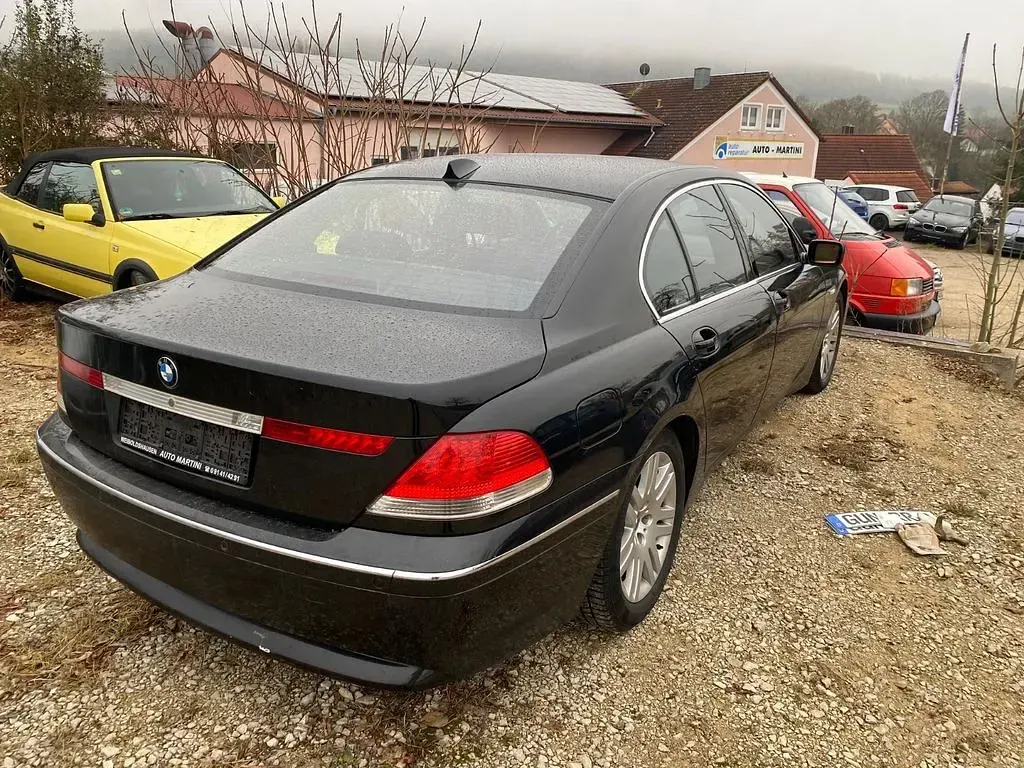 Gebraucht BMW 760 445 PS (327 kW) 2003 Schwarz Limousine