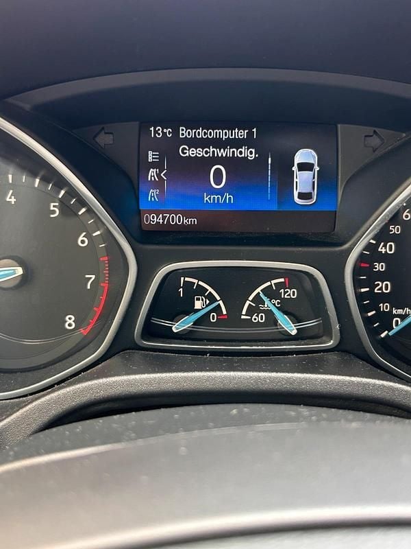 Second-hand Ford Focus 100 CP (73 kW) 2017 Argintiu Break