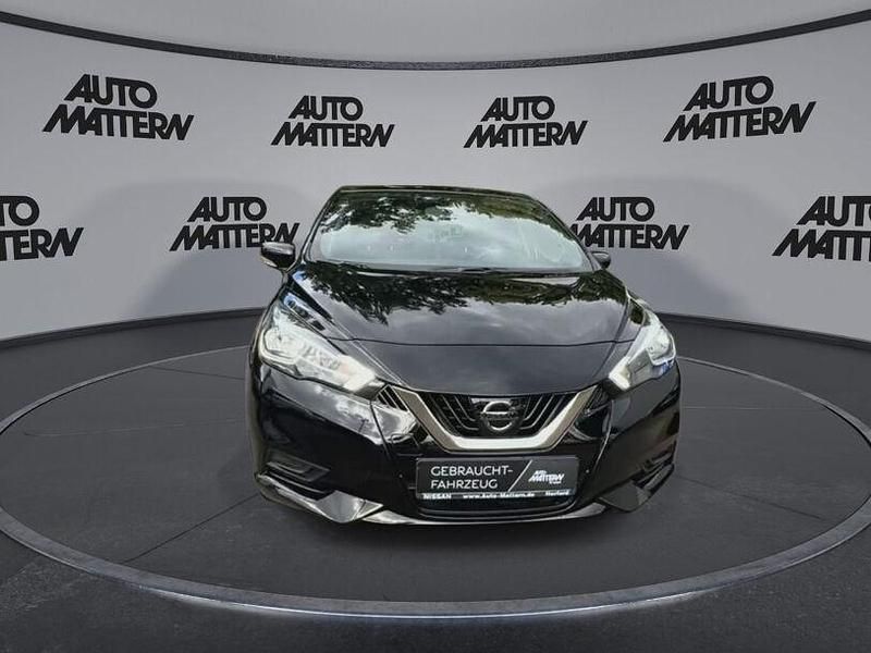 Gebraucht Nissan Micra Acenta 71 PS (52 kW) 2017 Schwarz Kleinwagen